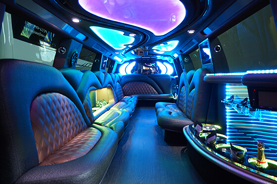 ample limo lounge